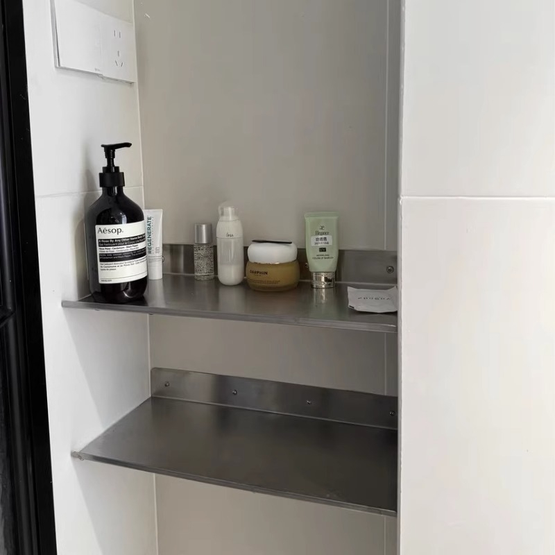 Prateleira minimalista de aço  - Desk Setup Minimalist avaliação e preço
